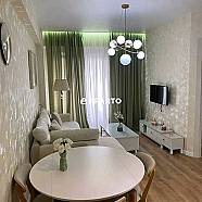 50 ლარი ღამე, ბინა დღიურად