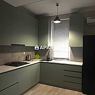 80 ლარი ღამე, ბინა დღიურად