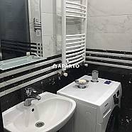 80 ლარი ღამე, ბინა დღიურად