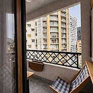 100 ლარი ღამე, ბინა დღიურად