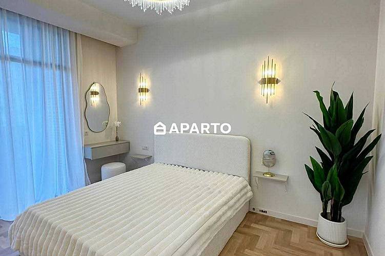 50 ლარი ღამე, ბინა დღიურად