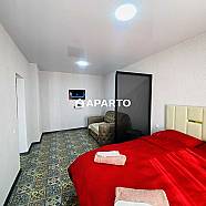 70 ლარი ღამე, ბინა დღიურად