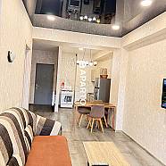 50 ლარი ღამე, ბინა დღიურად