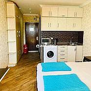 60 ლარი ღამე, ბინა დღიურად