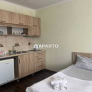 55 ლარი ღამე, ბინა დღიურად