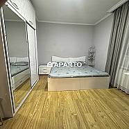 55 ლარი ღამე, ბინა დღიურად