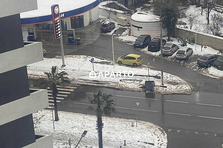 80 ლარი ღამე, ბინა დღიურად