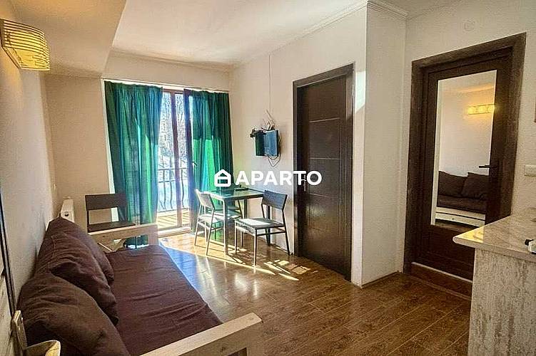 100 ლარი ღამე, ბინა დღიურად