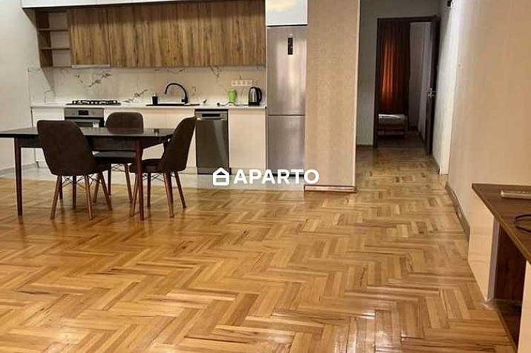 70 ლარი ღამე, ბინა დღიურად