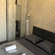 80 ლარი ღამე, ბინა დღიურად