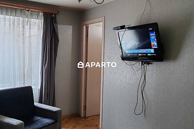 70 ლარი ღამე, ბინა დღიურად