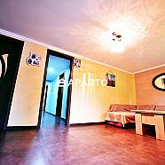 25 ლარი ღამე, ბინა დღიურად