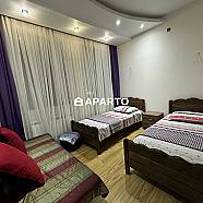 70 ლარი ღამე, ბინა დღიურად