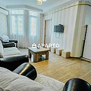 100 ლარი ღამე, ბინა დღიურად