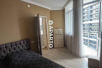 100 ლარი ღამე, ბინა დღიურად