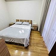 190 ლარი ღამე, ბინა დღიურად