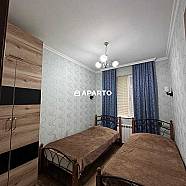 120 ლარი ღამე, ბინა დღიურად