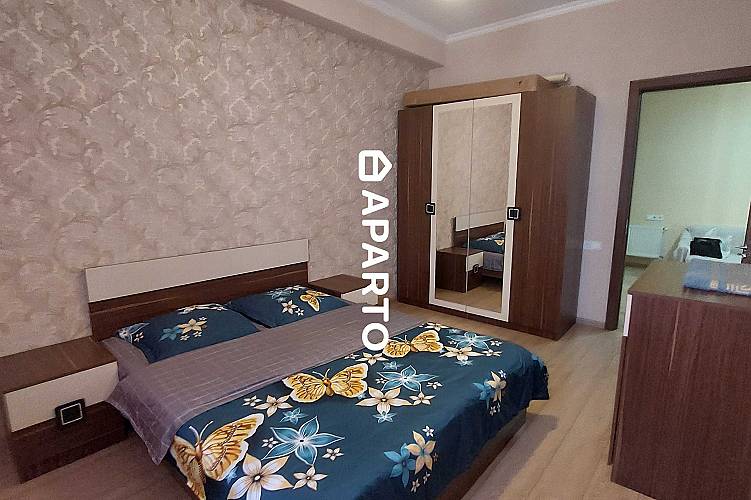 120 ლარი ღამე, ბინა დღიურად