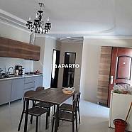 300 ლარი ღამე, ბინა დღიურად